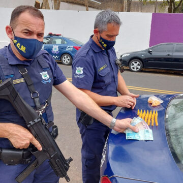 Menor é detido e 90 pinos de cocaína são apreendidos pela GCM