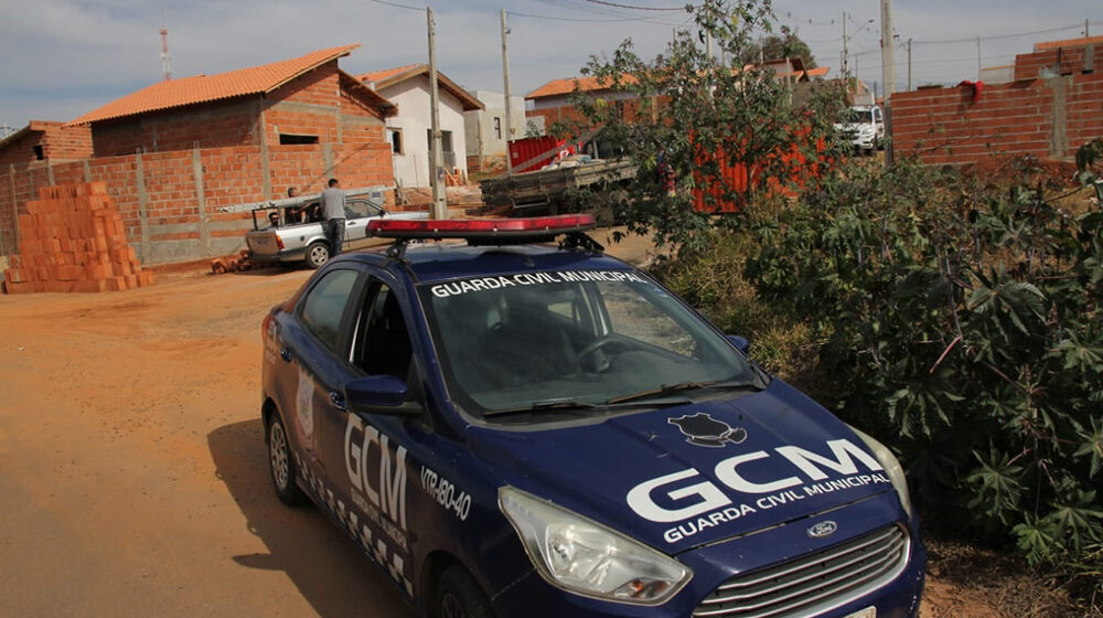 Criança é atropelada por caminhão no Jardim Araucária