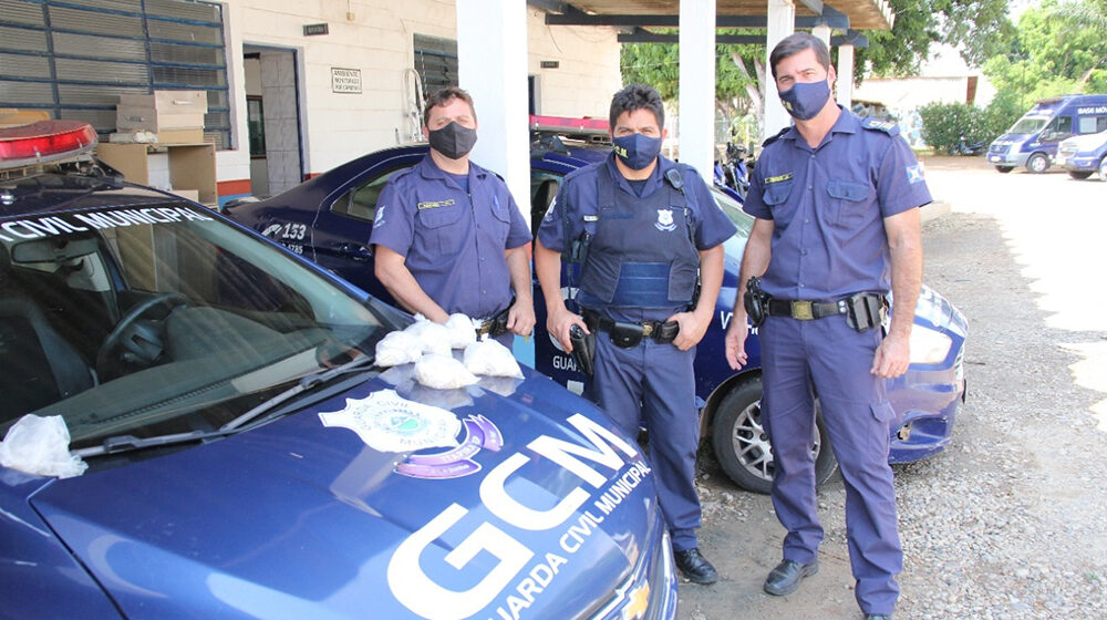 Após perseguição em canavial, GM apreende 500 pinos de cocaína