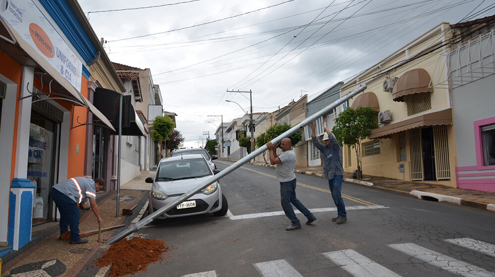 Sete cruzamentos ganham novos semáforos