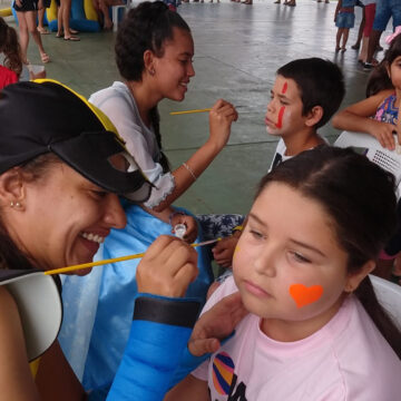 Festa mobiliza perto de 200 crianças no Barão