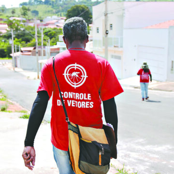 Saúde mantém alerta para avanço da dengue