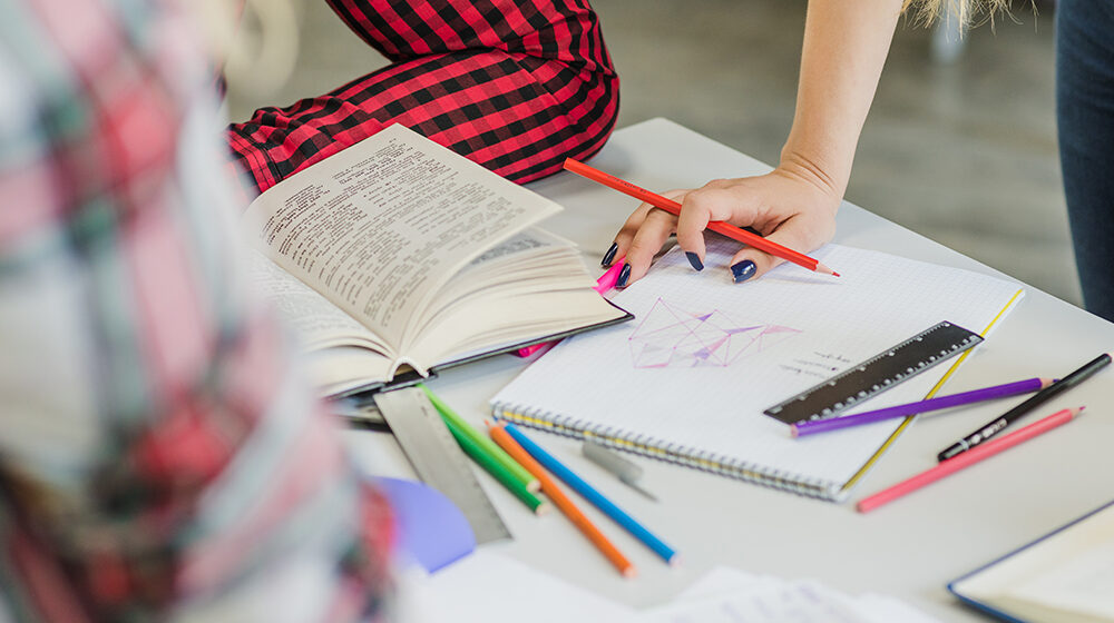 Educação prorroga inscrição do Cursinho Pré-Vestibular