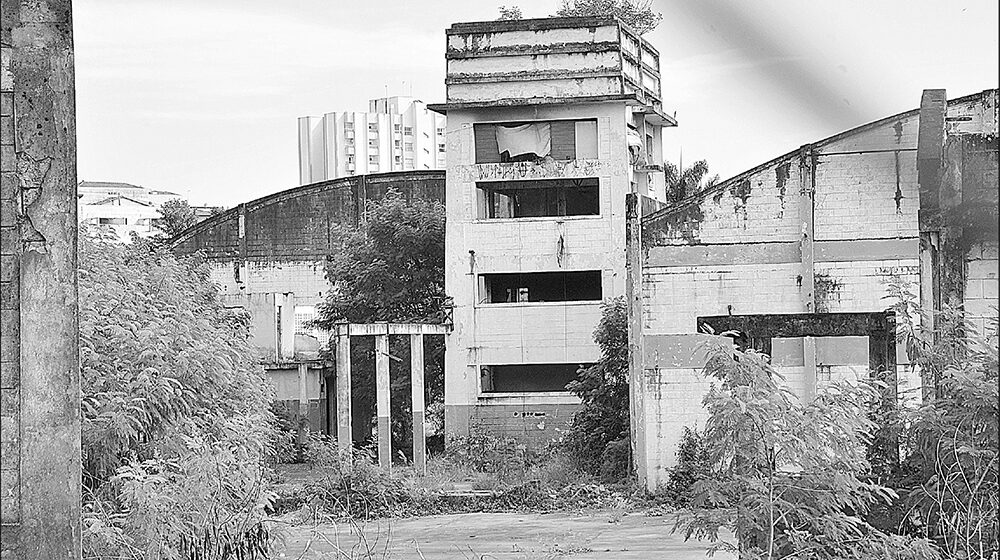 Proprietário do complexo industrial abandonado deve recorrer de decisão judicial