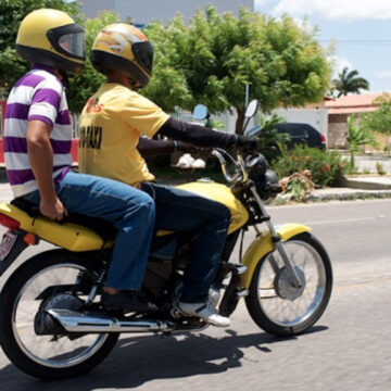 Projeto que libera moto-táxi em Itapira é adiado por seis meses