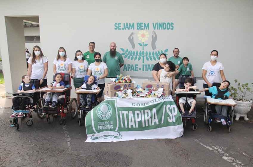 Consulado do Palmeiras dá início ao projeto “Porquinho da Páscoa”