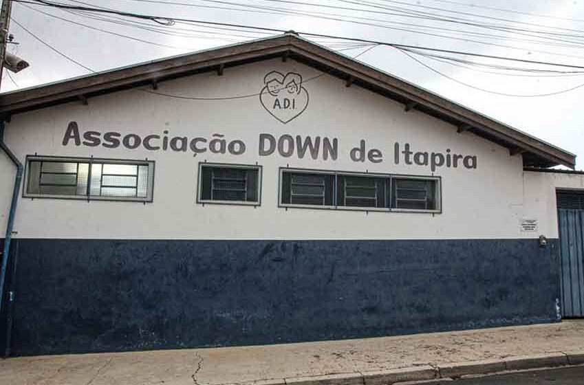 Noite festiva em prol da Associação Down de Itapira acontece hoje