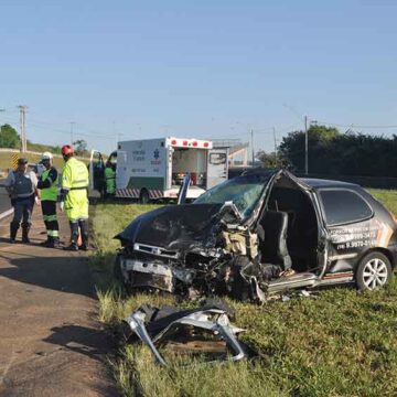 Colisão na SP-147 faz duas vítimas fatais e fere outras três pessoas