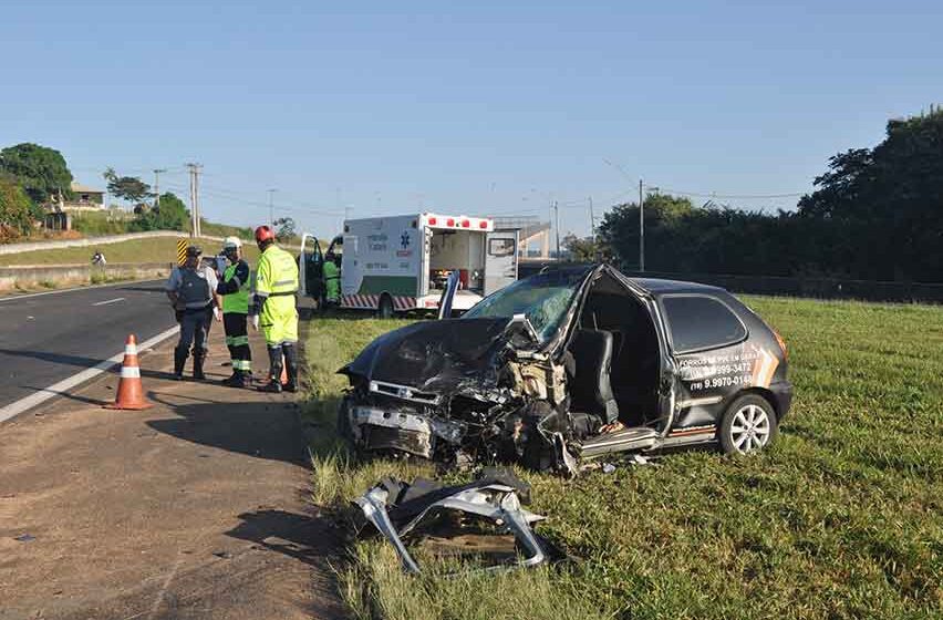 Colisão na SP-147 faz duas vítimas fatais e fere outras três pessoas