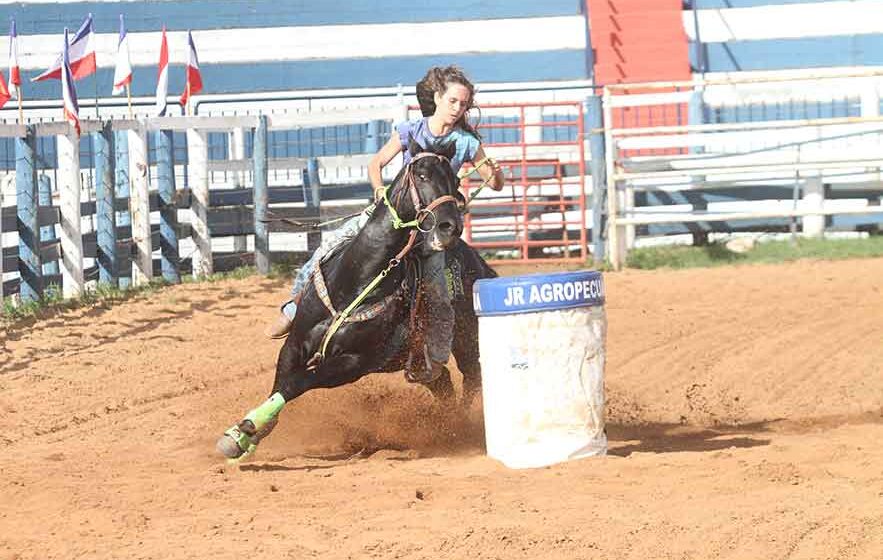 Provas equestres e música são destaques do retorno da Festa do Cavalo