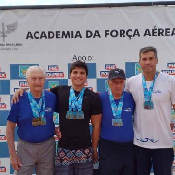 Natação master conquista 10 medalhas na Academia da Força Aérea