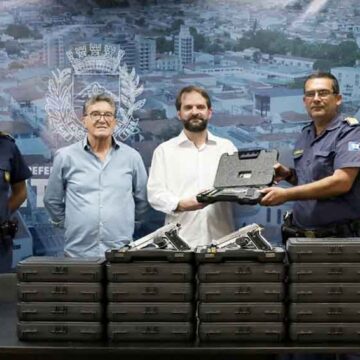 Prefeitura foca na segurança e garante mais 20 pistolas para a GCM