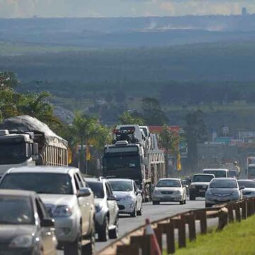 Viva a eleição: Estado de SP anuncia suspensão de reajuste nos pedágios