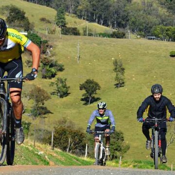 Domingo de passeio ciclístico e atrações no Parque