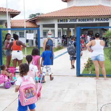 Rede pública volta às aulas esta semana