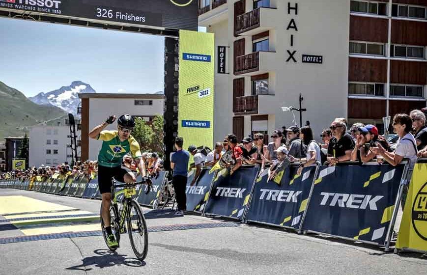 Ciclista itapirense é destaque na França