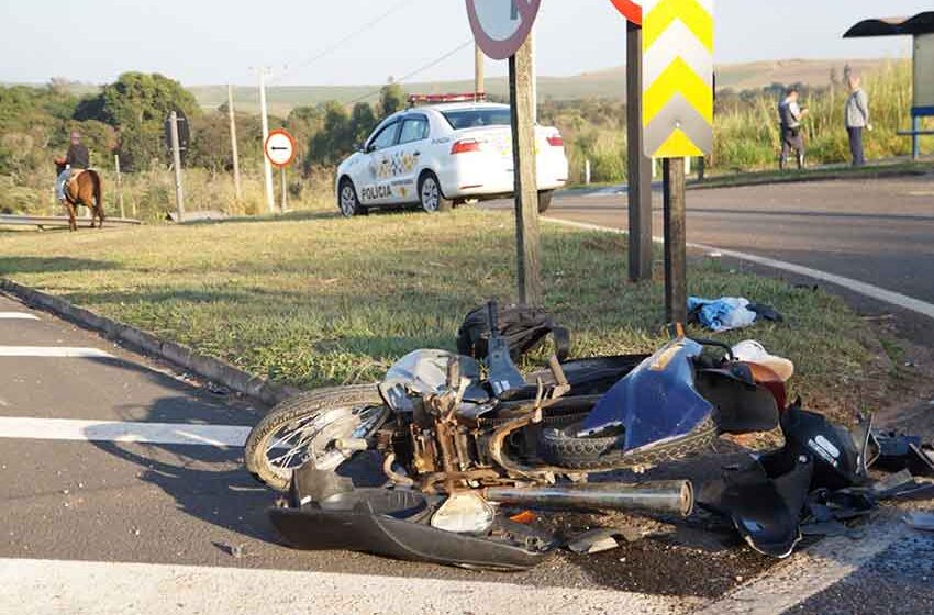 Motociclista não resiste e falece após acidente na SP-352