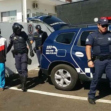 GCM captura ladrão que invadiu restaurante na madrugada