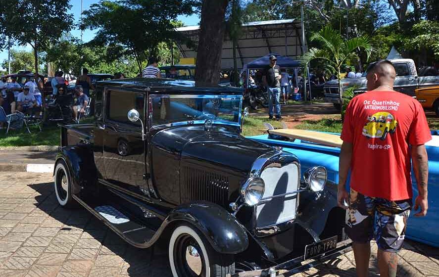 Encontro de carros antigos no Parque Juca Mulato será em novembro