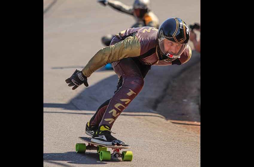 Ornaghi é campeão paulista de skate downhill speed