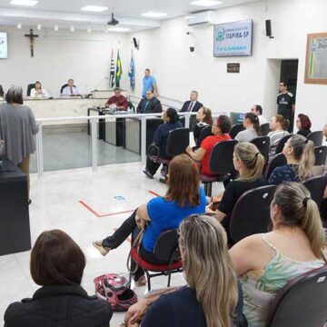 Câmara recebe audiência pública sobre emendas e orçamento