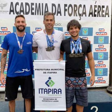 Natação Master encerra o ano com 8 medalhas e 2 vice-campeonatos