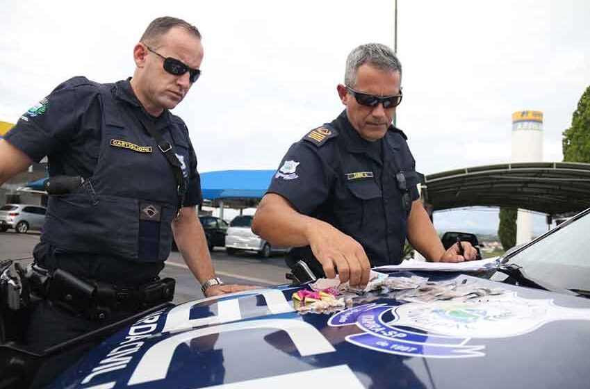 “Tampinha” é capturado pela GCM traficando no Jardim Magali