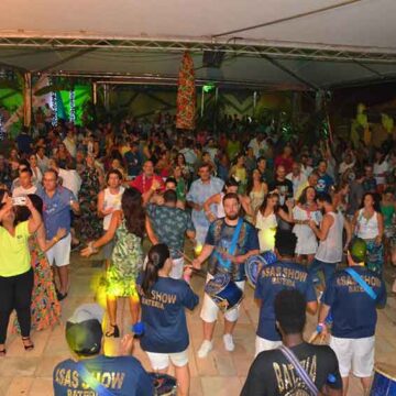 Santa Fé volta a realizar Baile do Hawaii em seu Salão Social