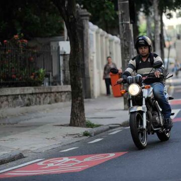 Serviços de moto-táxi e moto-frete são liberados em Itapira