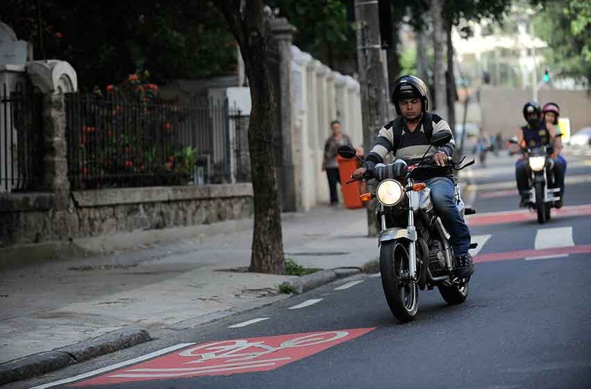 Serviços de moto-táxi e moto-frete são liberados em Itapira