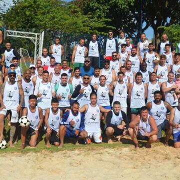 Recreativa realiza seu maior torneio de futevôlei com 60 jogadores