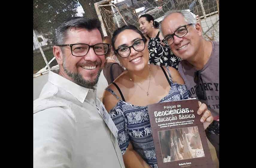 Professor da ETEC faz bonito em evento nacional da área de química