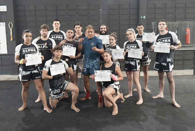 Equipe Alpha Muay Thai recebe certificação internacional