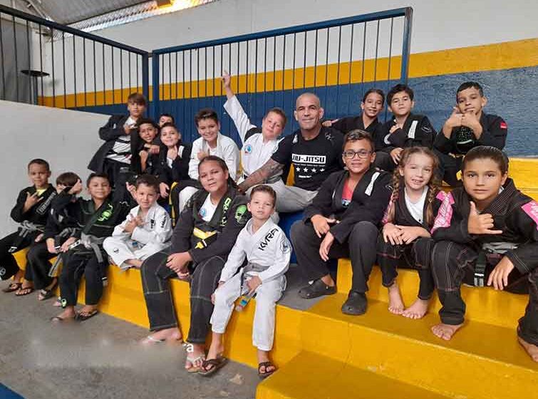 Jiu-Jítsu da Recreativa conquista 15 medalhas na Copa RMC