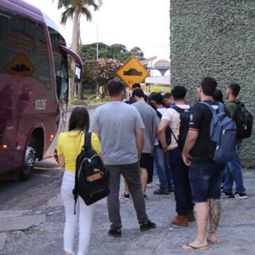 Transporte mais caro limita acesso de estudantes ao Subsídio Universitário