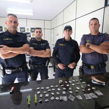 GCM detém traficante no São Judas e apreende drogas