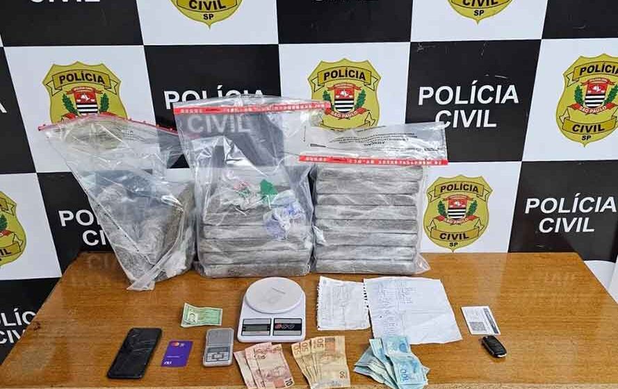 Quase 13 kg de maconha são encontrados na Vila Izaura e um é preso