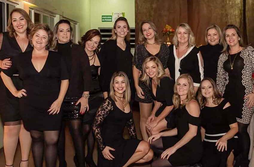 Grupo de mulheres se destaca no universo dos vinhos