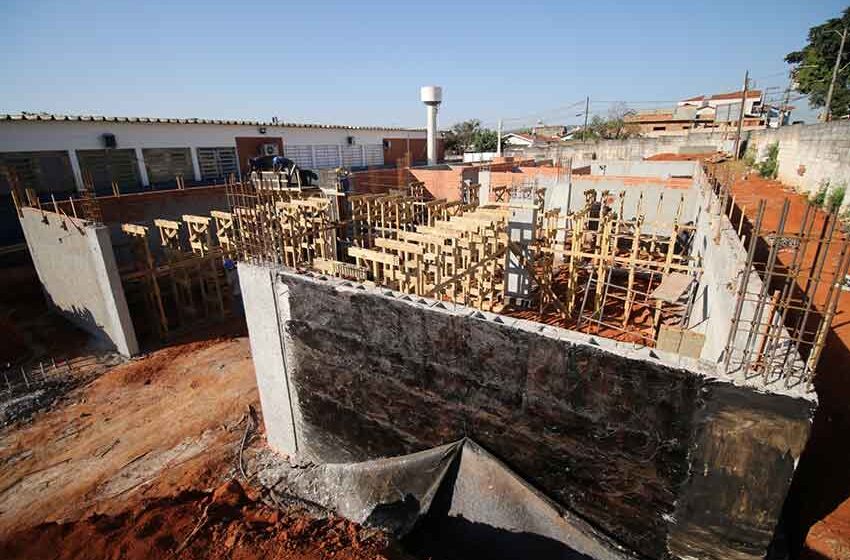 Obras no ‘quarteirão da saúde’ avançam e entrega deve ocorrer em abril de 2024