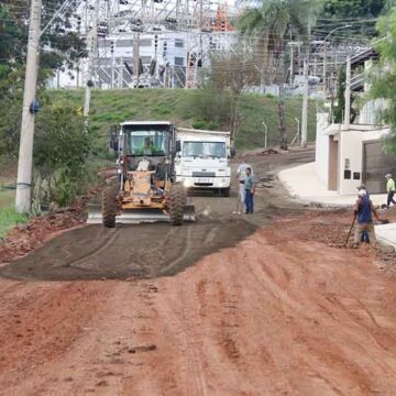 Recapeamento no Santa Bárbara vai atingir quase 5 mil metros quadrados