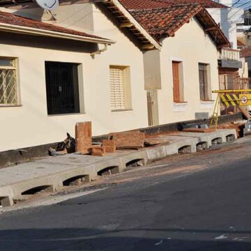 Obras prometem ser solução para alagamentos na região central do município