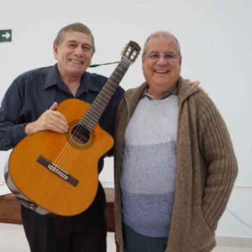 Núcleo prepara jantar de massas e bacalhau com show de Vansan