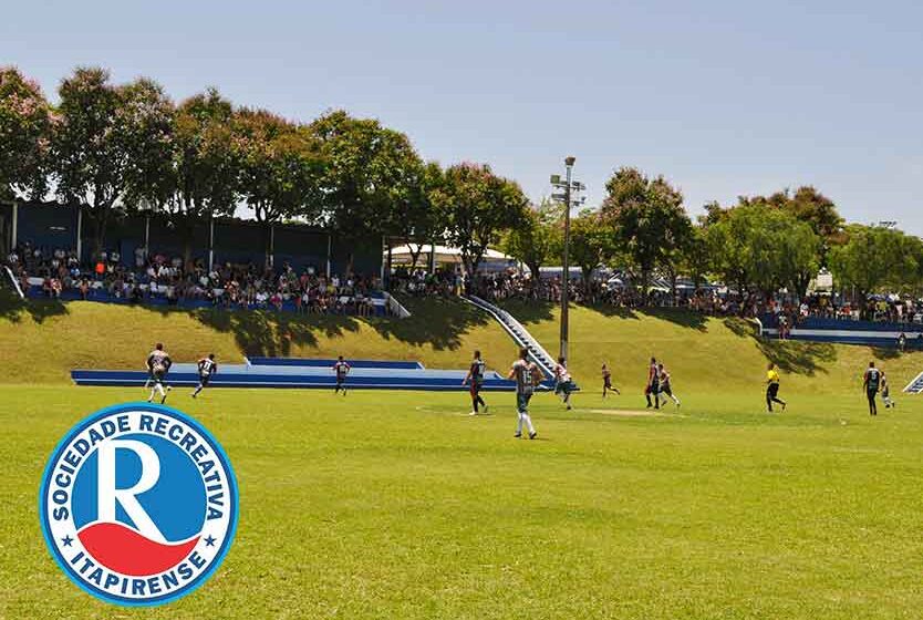 Bar de Monique e Panela Véia levam o título do futebol na Recreativa