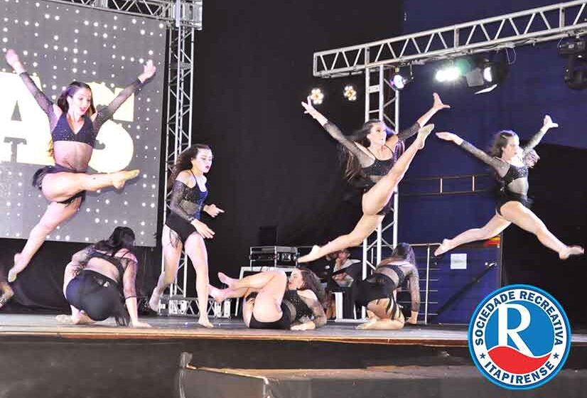 Espetáculo “Divas” encanta o público na Recreativa