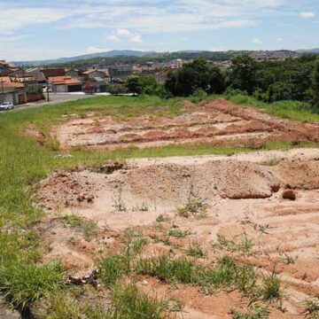 Alonso Carmona irá ganhar “Centro de Recreação”