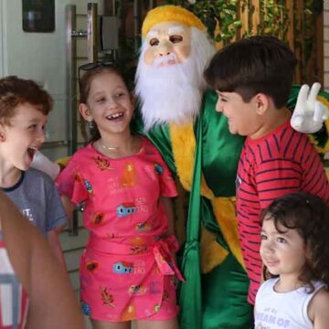 Noéis Anônimos trazem novamente a magia do natal para Itapira