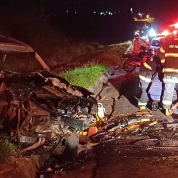 Dois ficam feridos em colisão de Vectra e Doblo na Itapira/Jacutinga