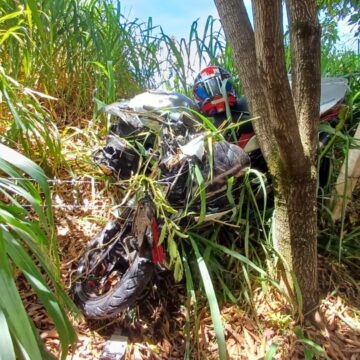 Hayabusa colide contra caminhão na Itapira/Mogi