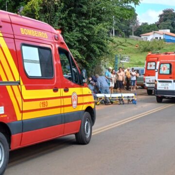 Dois ficam feridos após acidente de moto no Cercado Grande