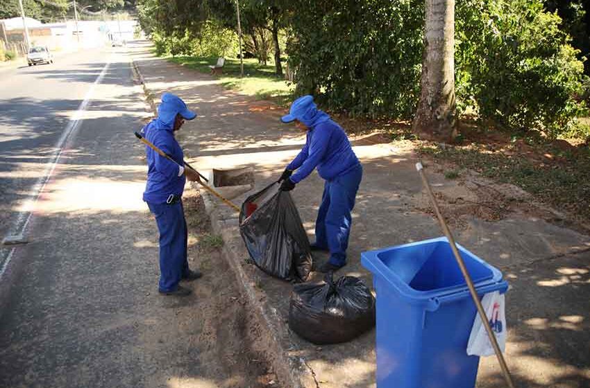 Após acordo, varrição de rua não é paralisada; ESN recebe prazos na coleta de lixo